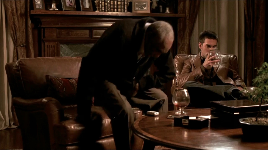 Charmed-Online-dot-net_TheUltimateGift3550.jpg Charmed-Online-dot-net_TheUltimateGift3550.jpg