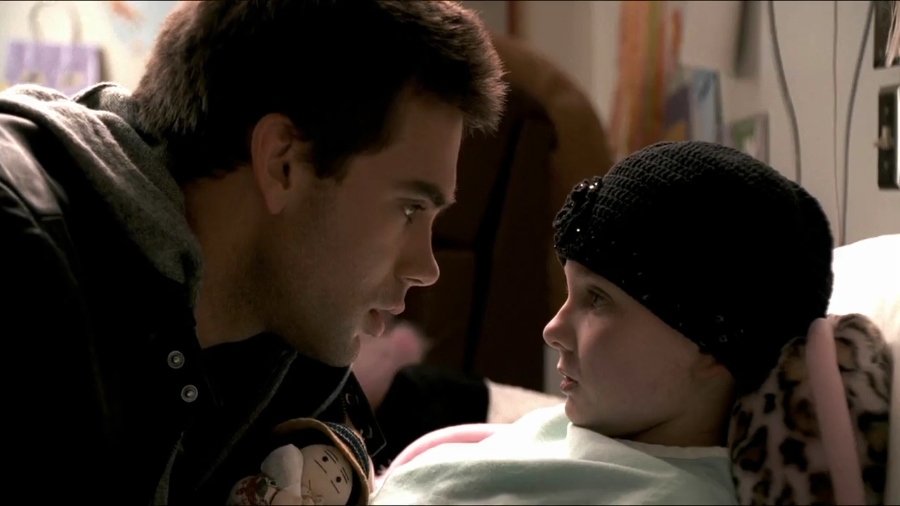 Charmed-Online-dot-net_TheUltimateGift4982.jpg Charmed-Online-dot-net_TheUltimateGift4982.jpg