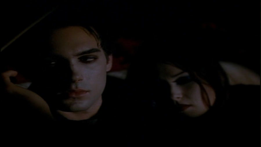 Charmed-Online-dot-net_VampireClan1381.jpg Charmed-Online-dot-net_VampireClan1381.jpg