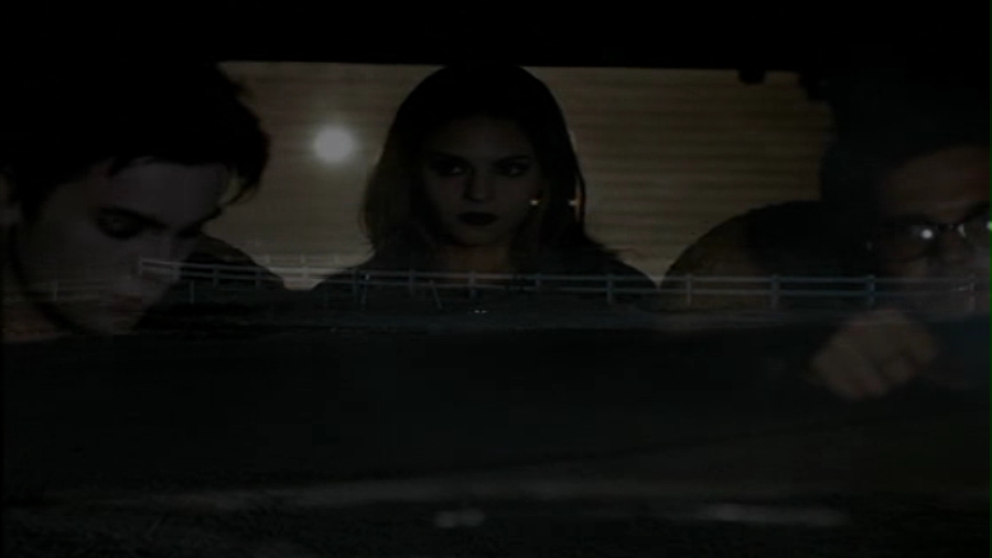 Charmed-Online-dot-net_VampireClan3240.jpg