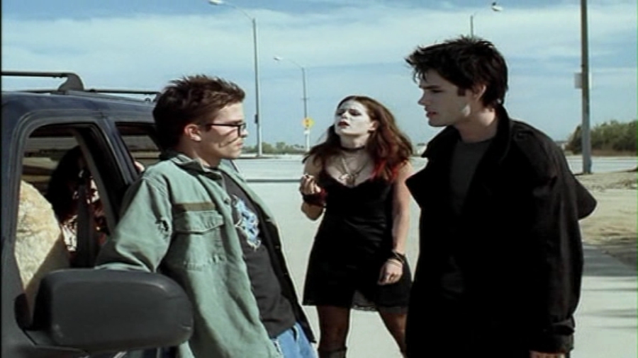 Charmed-Online-dot-net_VampireClan3420.jpg