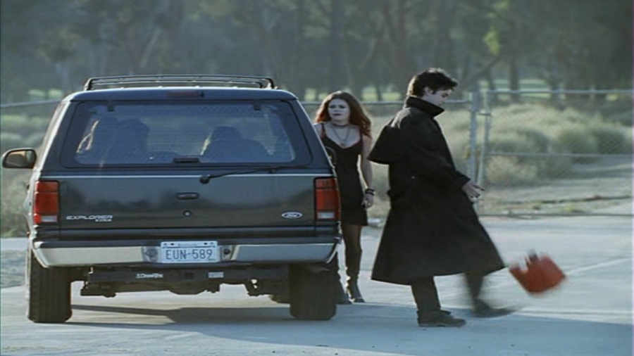 Charmed-Online-dot-net_VampireClan3719.jpg