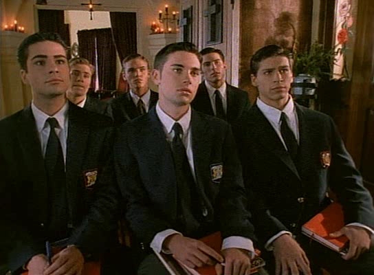 Charmed-Online-nl_VoodooDoll1312.jpg Charmed-Online-nl_VoodooDoll1312.jpg