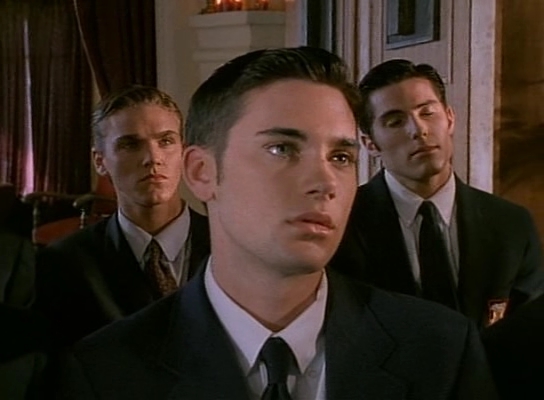 Charmed-Online-nl_VoodooDoll1443.jpg