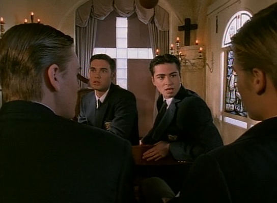 Charmed-Online-nl_VoodooDoll1661.jpg
