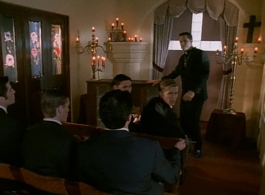 Charmed-Online-nl_VoodooDoll1886.jpg