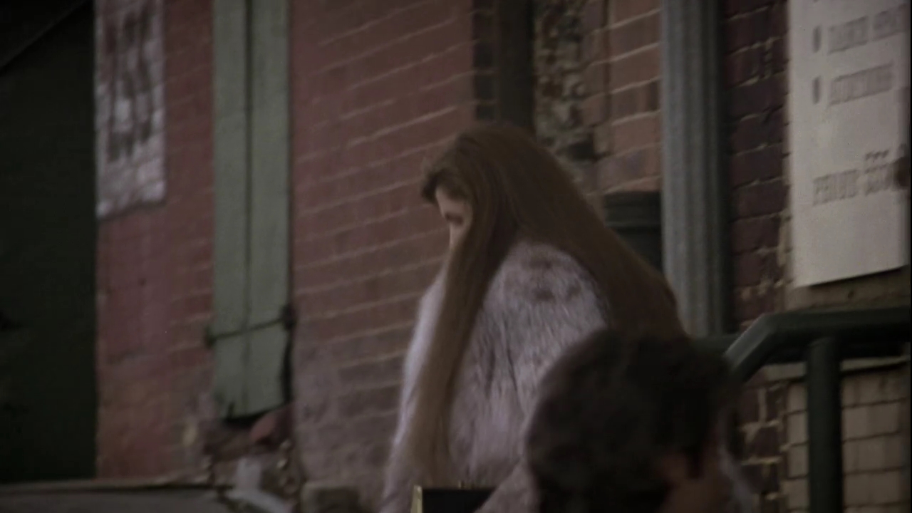 Charmed-Online_dot_nl-StayingAlive2428.jpg Charmed-Online_dot_nl-StayingAlive2428.jpg