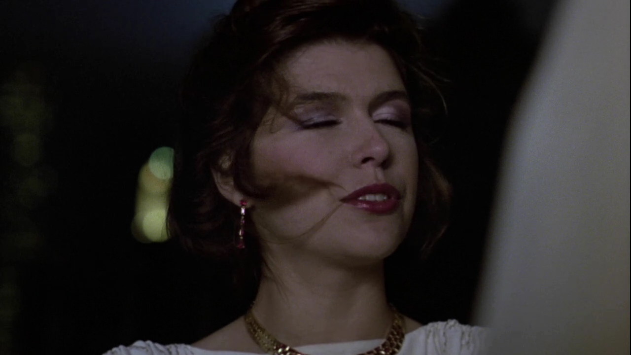 Charmed-Online_dot_nl-StayingAlive2709.jpg