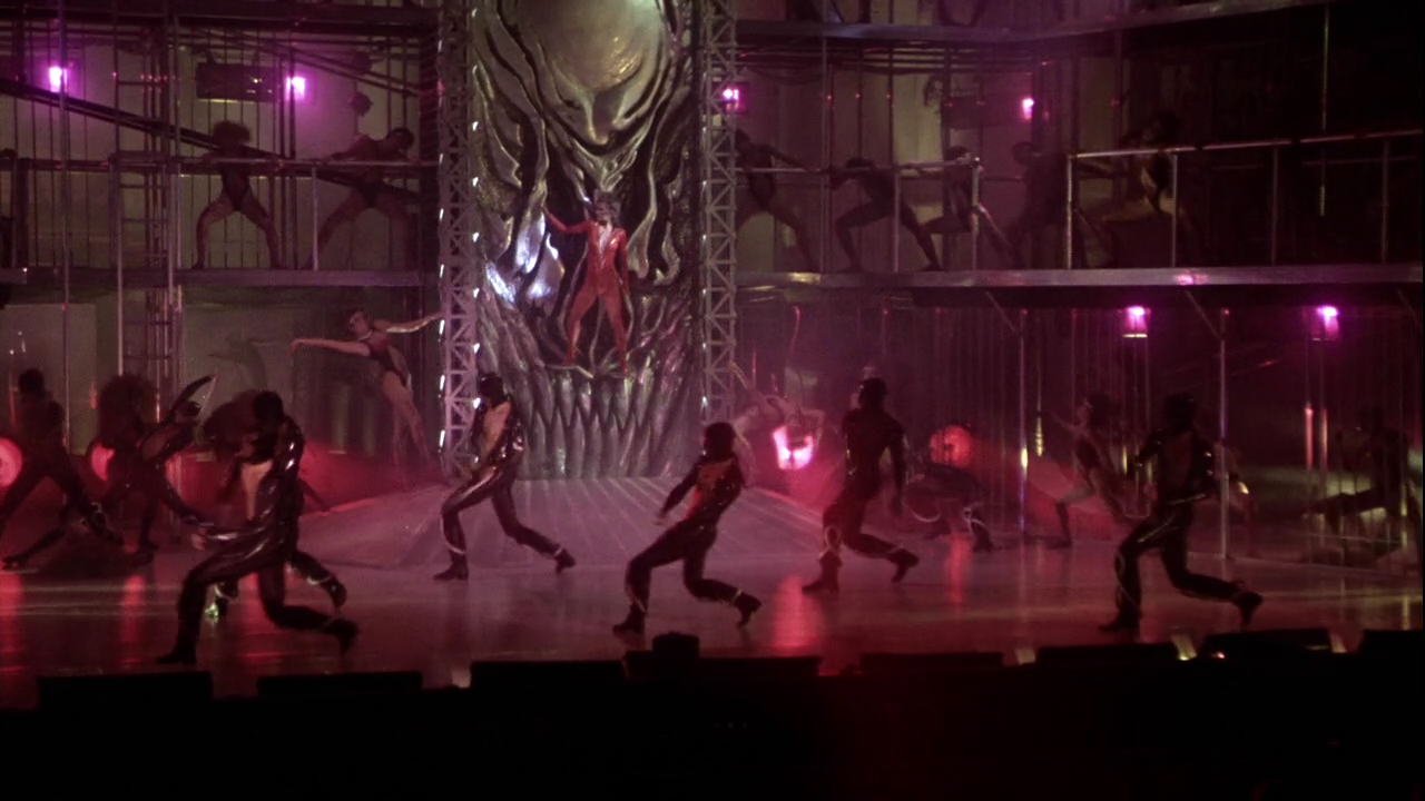Charmed-Online_dot_nl-StayingAlive4998.jpg
