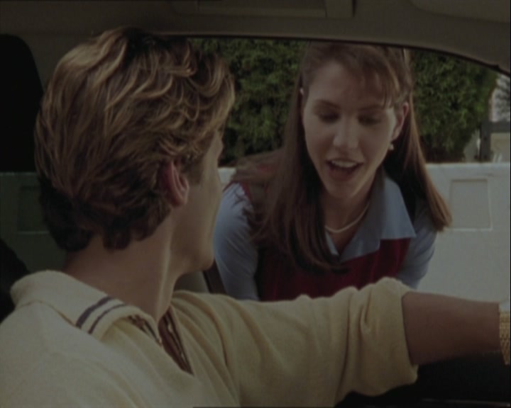 SMG-Source-dot-org-BTVS-2x05ReptileBoy0429.jpg