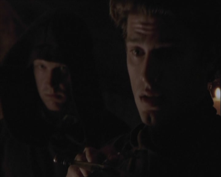 SMG-Source-dot-org-BTVS-2x05ReptileBoy0822.jpg