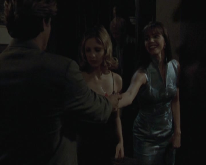 SMG-Source-dot-org-BTVS-2x05ReptileBoy1185.jpg