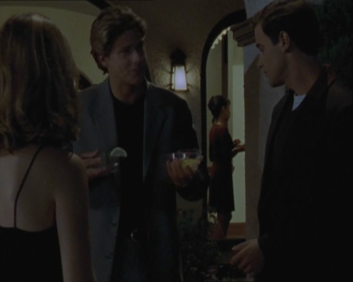 SMG-Source-dot-org-BTVS-2x05ReptileBoy1446.jpg