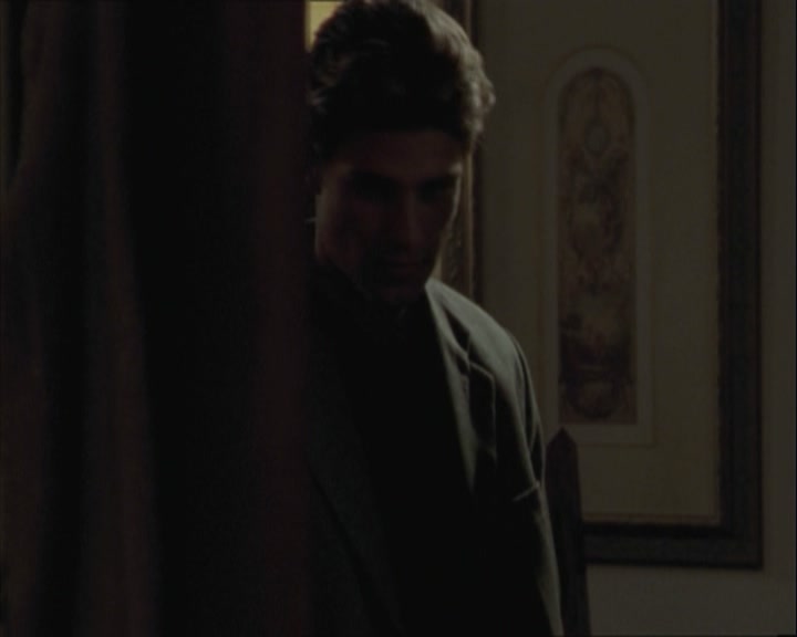 SMG-Source-dot-org-BTVS-2x05ReptileBoy1583.jpg