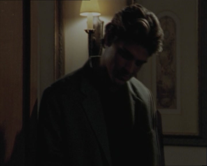 SMG-Source-dot-org-BTVS-2x05ReptileBoy1587.jpg