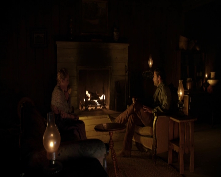 Charmed-Online-dot-net_LovesChristmasJourney1444.jpg