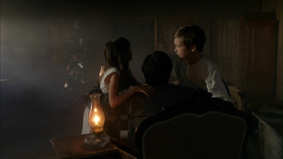Charmed-Online-dot-net_LovesChristmasJourney-part2-4402.jpg
