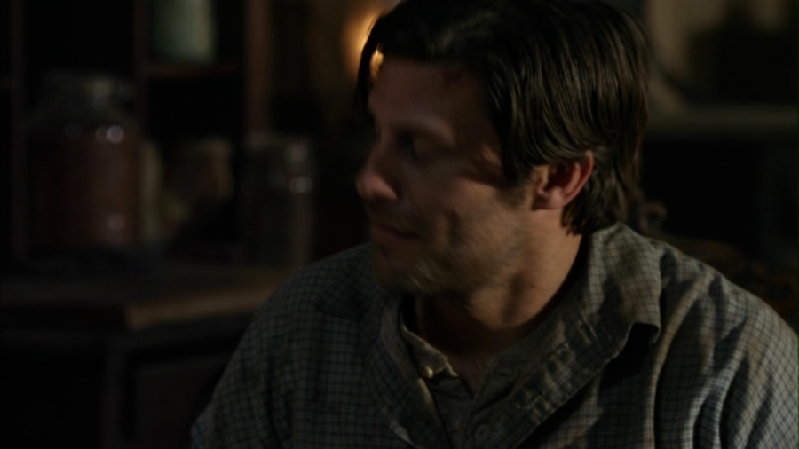 Charmed-Online-dot-net_LovesChristmasJourney-part2-4445.jpg