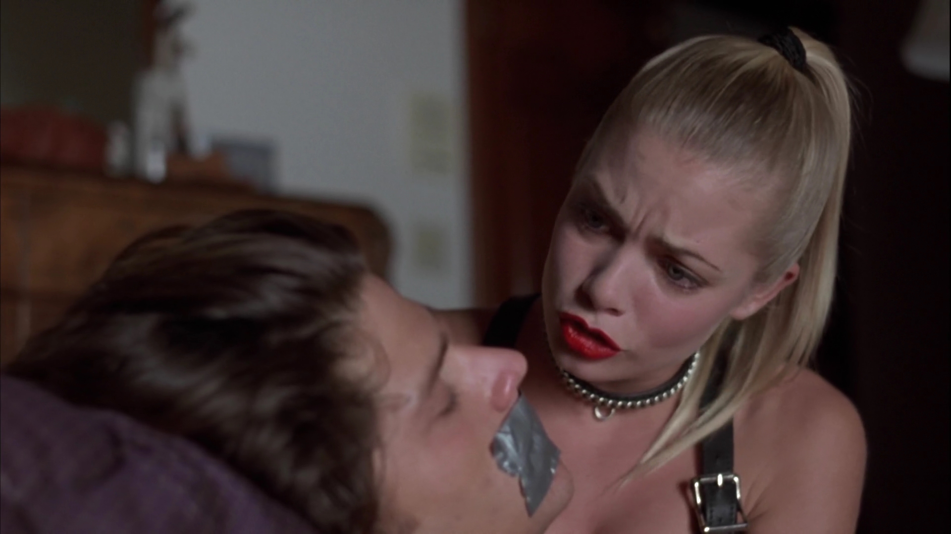 Charmed-Online_dot_net-PoisonIvyTheNewSeduction3970.jpg