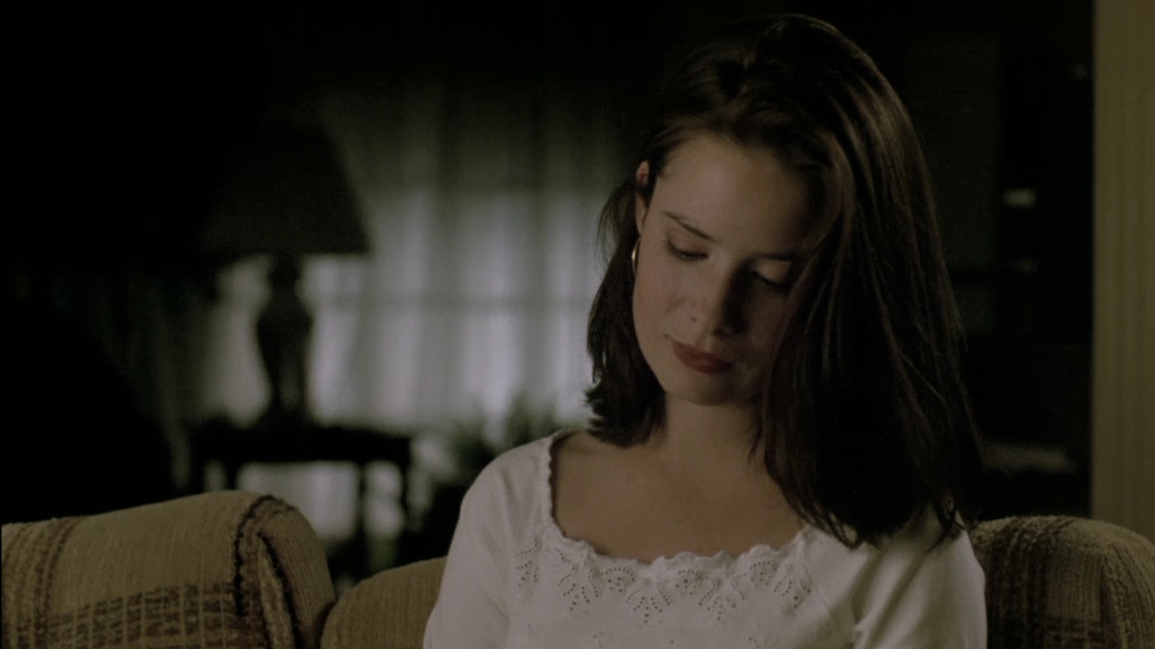 Charmed-Online-dot-nl_DrGigges1982.jpg