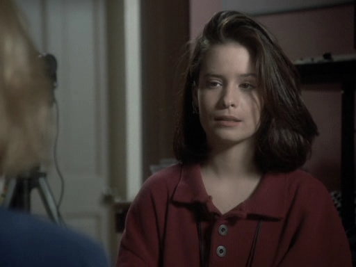 Charmed-Online_dot_nl-PicketFences1x01-5265.jpg