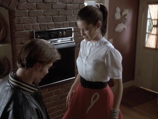 Charmed-Online_dot_nl-PicketFences1x06-0535.jpg
