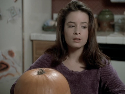 Charmed-Online_dot_nl-PicketFences1x06-1554.jpg