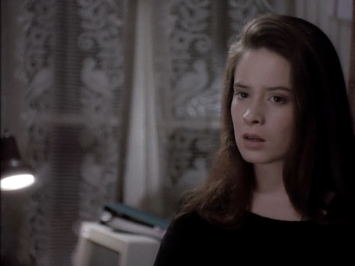 Charmed-Online_dot_nl-PicketFences1x15-8455.jpg