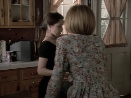 Charmed-Online_dot_nl-PicketFences1x21-3676.jpg