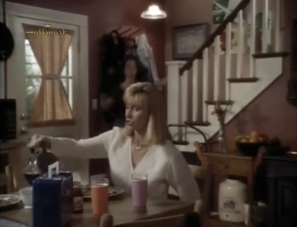 Charmed-Online_dot_nl-PicketFences2x01-0583.jpg Charmed-Online_dot_nl-PicketFences2x01-0583.jpg