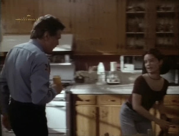 Charmed-Online_dot_nl-PicketFences2x01-0594.jpg Charmed-Online_dot_nl-PicketFences2x01-0594.jpg