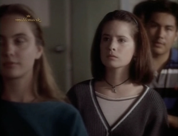 Charmed-Online_dot_nl-PicketFences2x03-2948.jpg Charmed-Online_dot_nl-PicketFences2x03-2948.jpg