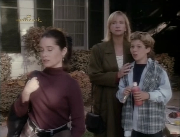 Charmed-Online_dot_nl-PicketFences2x06-8585.jpg Charmed-Online_dot_nl-PicketFences2x06-8585.jpg