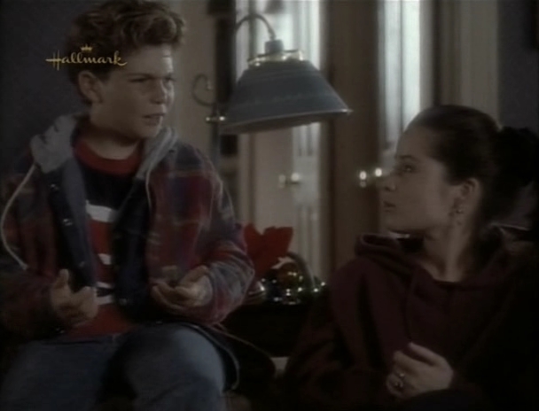 Charmed-Online_dot_nl-PicketFences2x07-11149.jpg Charmed-Online_dot_nl-PicketFences2x07-11149.jpg