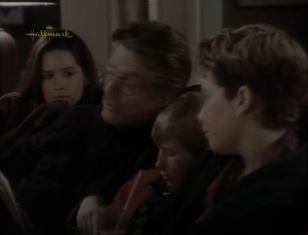 Charmed-Online_dot_nl-PicketFences2x07-12542.jpg Charmed-Online_dot_nl-PicketFences2x07-12542.jpg