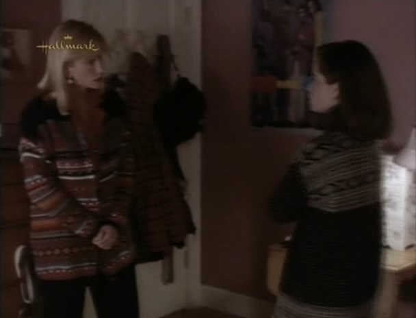 Charmed-Online_dot_nl-PicketFences2x09-0992.jpg Charmed-Online_dot_nl-PicketFences2x09-0992.jpg