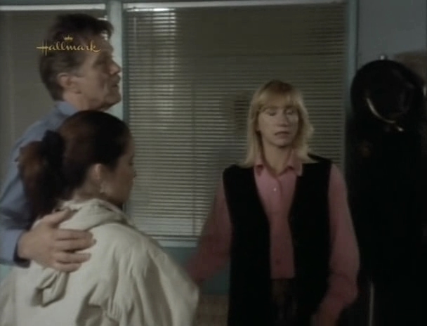 Charmed-Online_dot_nl-PicketFences2x11-15760.jpg Charmed-Online_dot_nl-PicketFences2x11-15760.jpg