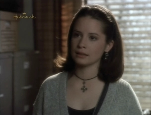 Charmed-Online_dot_nl-PicketFences2x11-16306.jpg Charmed-Online_dot_nl-PicketFences2x11-16306.jpg