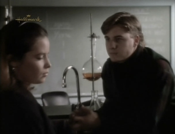 Charmed-Online_dot_nl-PicketFences2x14-2117.jpg Charmed-Online_dot_nl-PicketFences2x14-2117.jpg