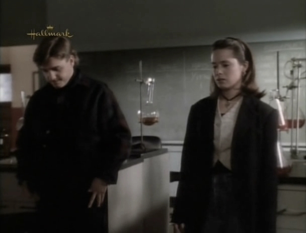 Charmed-Online_dot_nl-PicketFences2x14-2134.jpg Charmed-Online_dot_nl-PicketFences2x14-2134.jpg