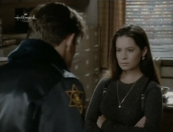 Charmed-Online_dot_nl-PicketFences3x07-0711.jpg