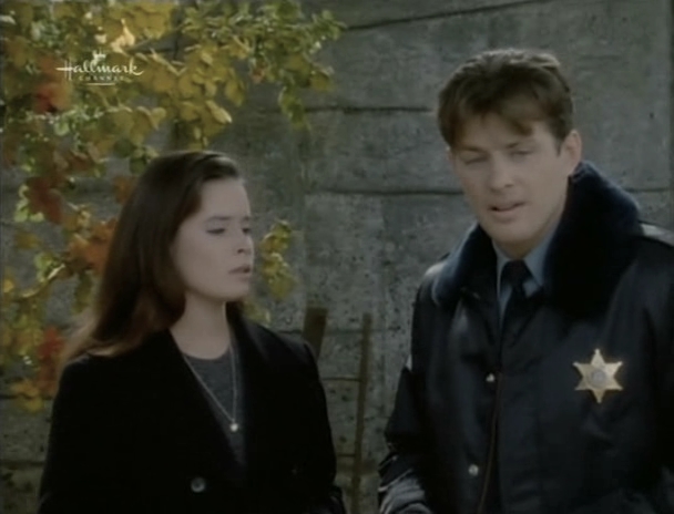 Charmed-Online_dot_nl-PicketFences3x07-0905.jpg