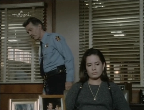 Charmed-Online_dot_nl-PicketFences3x07-1102.jpg