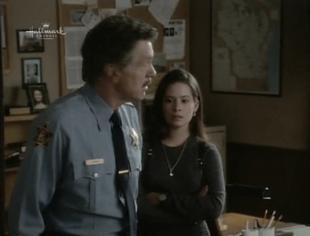Charmed-Online_dot_nl-PicketFences3x07-1227.jpg
