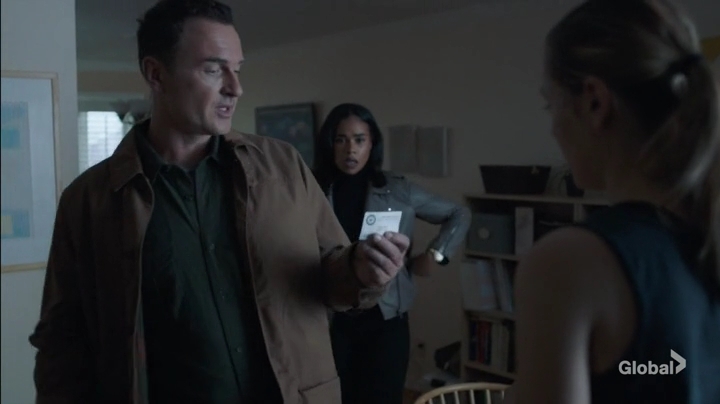 Charmed-Online-dot-nl_FBIMostWanted1x01-1615.jpg