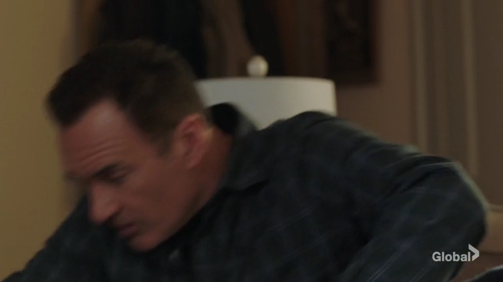 Charmed-Online-dot-nl_FBIMostWanted1x10-0228.jpg