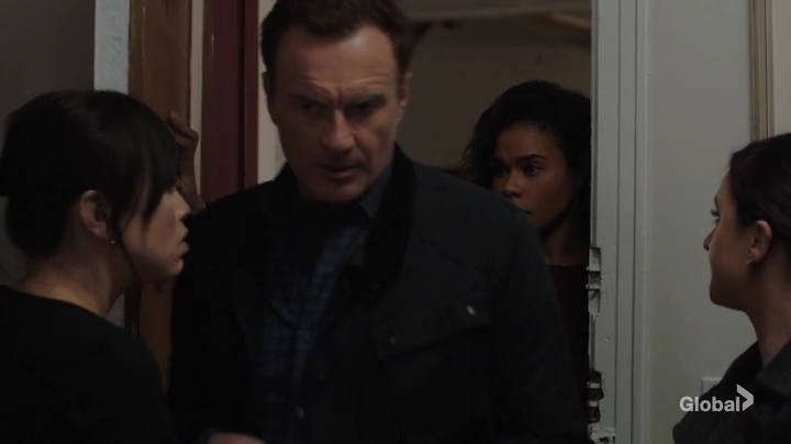 Charmed-Online-dot-nl_FBIMostWanted1x10-1807.jpg
