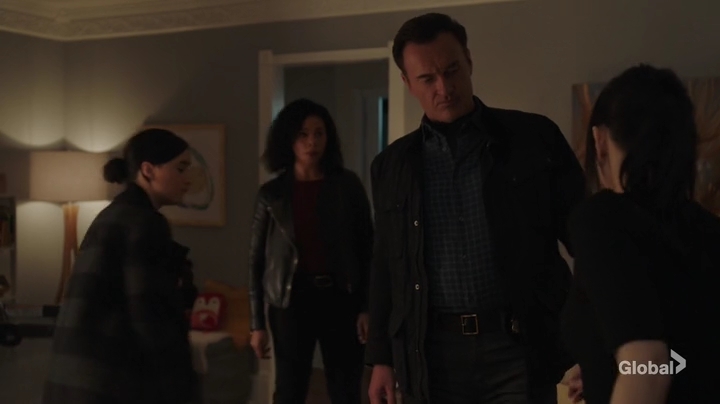 Charmed-Online-dot-nl_FBIMostWanted1x10-1976.jpg