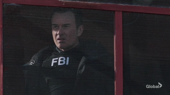 Charmed-Online-dot-nl_FBIMostWanted1x14-0925.jpg
