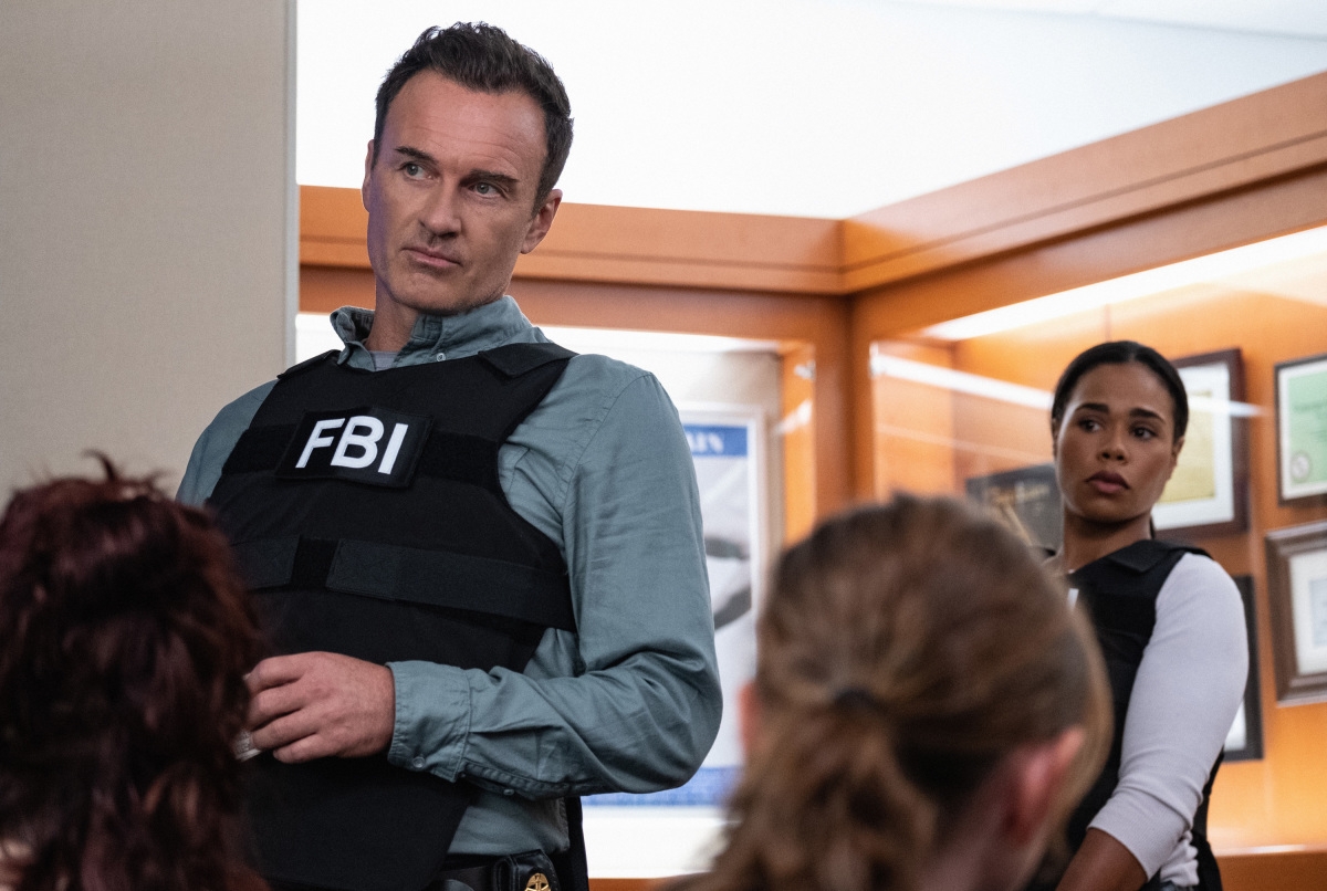 1x01-003.jpg